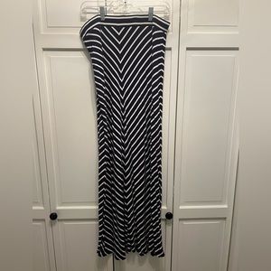 Loft Medium Maxi Skirt Navy & White